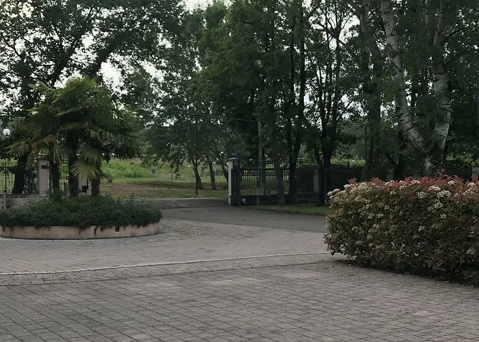 拉托雷塔酒店 3* 圣彼得罗-泰尔梅堡