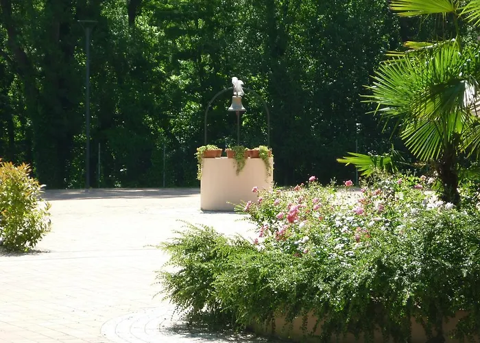 拉托雷塔酒店 酒店 圣彼得罗-泰尔梅堡